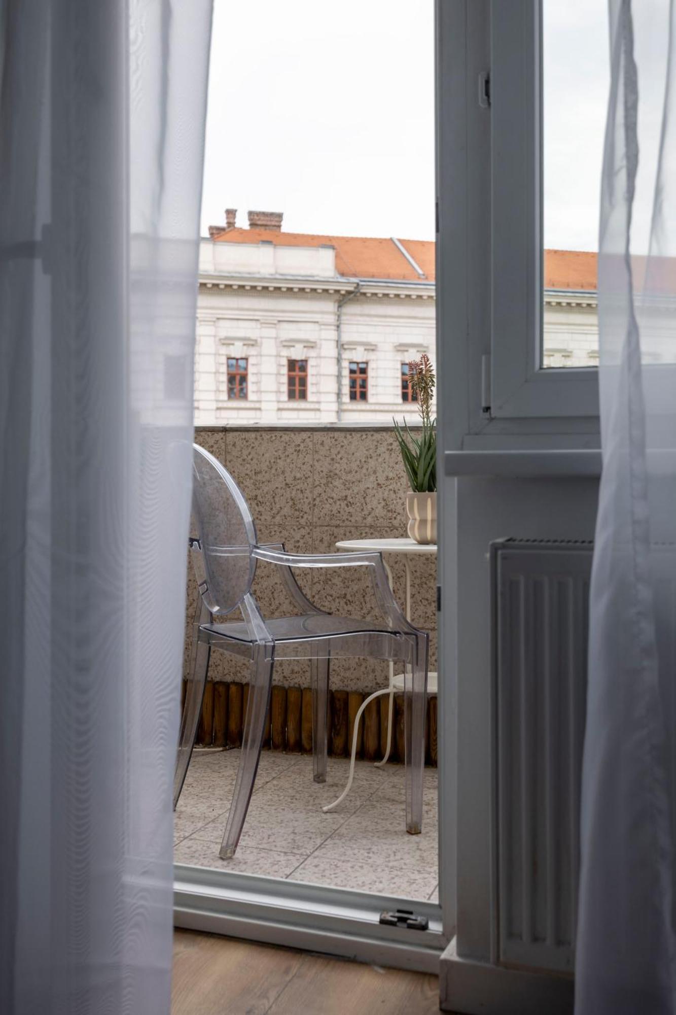 Luxy Central Spacious & Cozy Residence With Balcony Budapest Luaran gambar