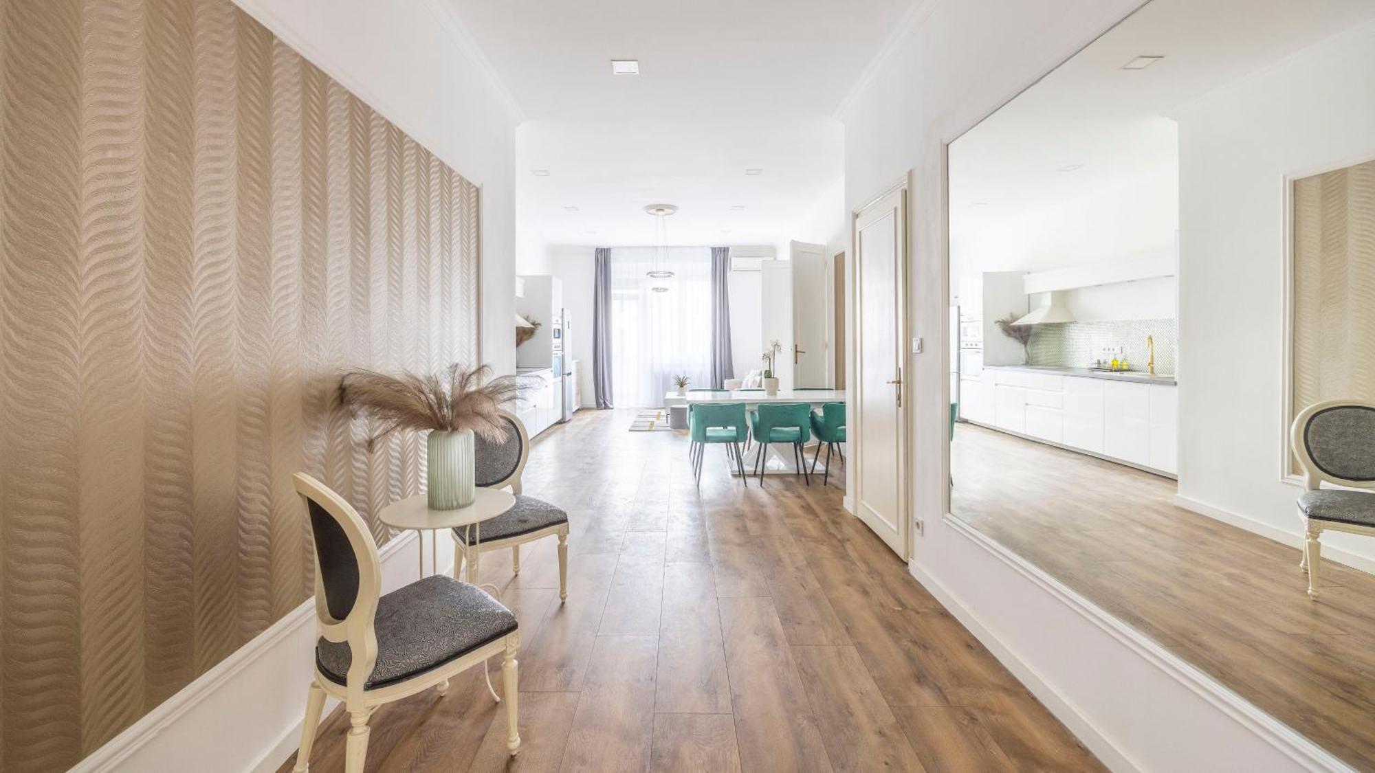 Luxy Central Spacious & Cozy Residence With Balcony Budapest Luaran gambar
