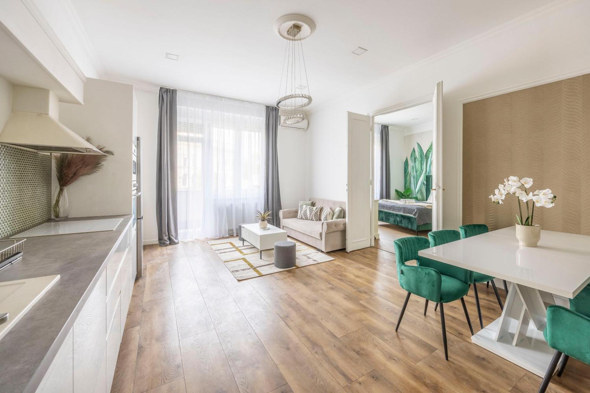 Luxy Central Spacious & Cozy Residence With Balcony Budapest Luaran gambar